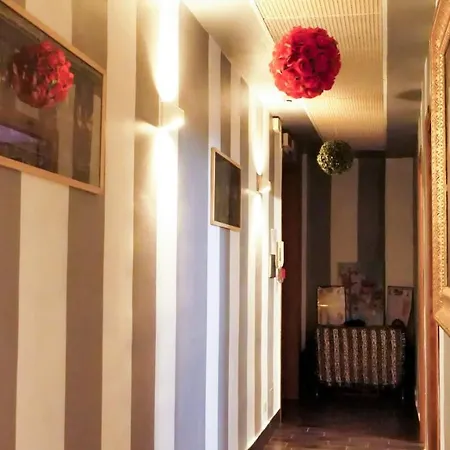 Romadelante بيت ضيافة 2*